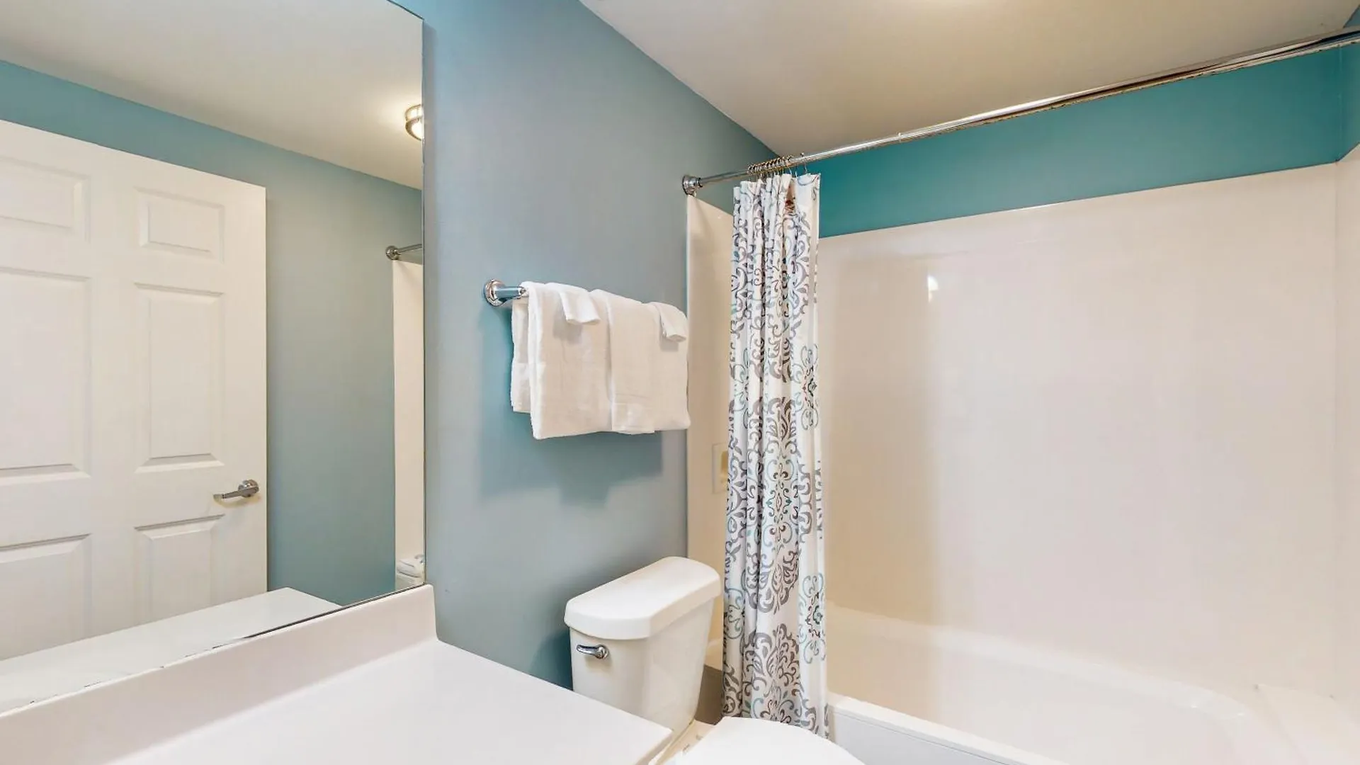 Sunrise Beach 1702 - Beachfront Condo Panama City Beach United States